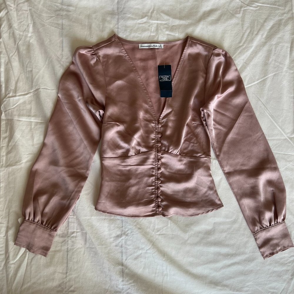 Abercrombie & Fitch Blouse Top - Size Small - Silk